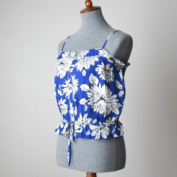 Abound Floral Retro-Inspired Tank Top - Picture 2 of 5